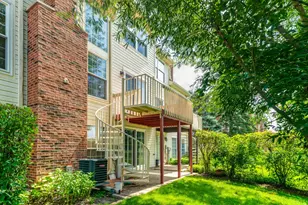 2207 Seaver Ln, Hoffman Estates, IL 60169 - Photo 35