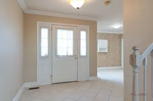 2207 Seaver Ln, Hoffman Estates, IL 60169 - Photo 3