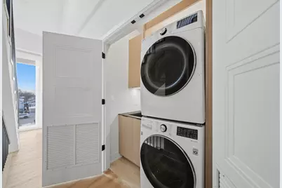 4256 W Belmont Avenue, Chicago, IL 60641 - Photo 29