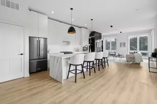 4256 W Belmont Ave, Chicago, IL 60641 - Photo 3