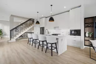 4256 W Belmont Ave, Chicago, IL 60641 - Photo 5