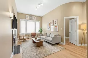 4220 S Champlain Ave, Chicago, IL 60653 - Photo 3