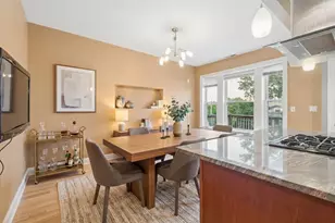 4220 S Champlain Ave, Chicago, IL 60653 - Photo 9