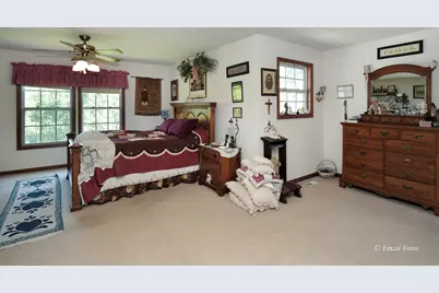 232 Johnson Street, Hampshire, IL 60140 - Photo 9