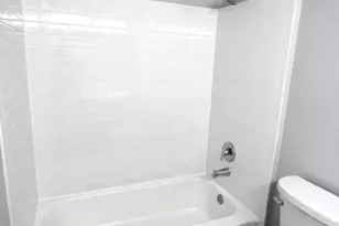 3018 Roberts Dr, Woodridge, IL 60517 - Photo 19