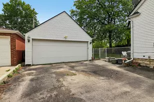 924 Grandview Ave, Lockport, IL 60441 - Photo 31