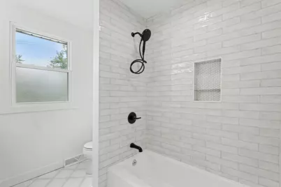 1504 Pfingsten Road, Glenview, IL 60025 - Photo 17