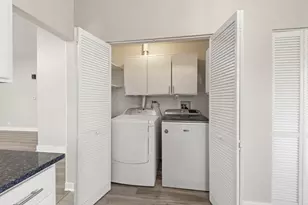 2860 Bar Harbour Ct, Aurora, IL 60504 - Photo 11