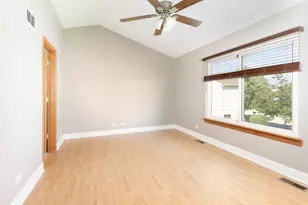 840 Dogwood Ln, Lake in the Hills, IL 60156 - Photo 15