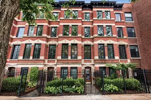 319 W Webster Ave, Chicago, IL 60614 - Photo 1