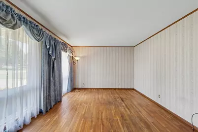 414 S Seymour Street, Oakwood, IL 61858 - Photo 9