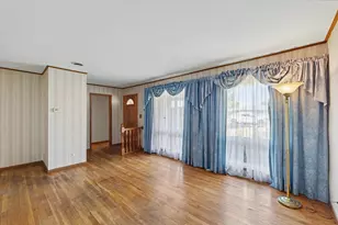 414 S Seymour St, Oakwood, IL 61858 - Photo 7