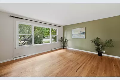 742 E Baldwin Road, Palatine, IL 60074 - Photo 3