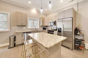 5210 S King Dr, Chicago, IL 60615 - Photo 9