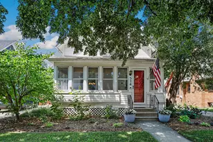 514 Oak Ave, Aurora, IL 60506 - Photo 1