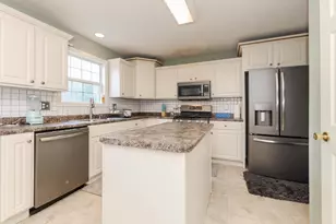 3401 Crossgate Dr, Bloomington, IL 61704 - Photo 21