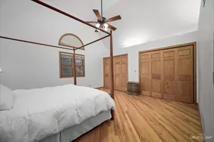 320 N Wright St, Naperville, IL 60540 - Photo 15
