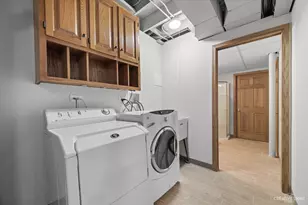 320 N Wright St, Naperville, IL 60540 - Photo 13
