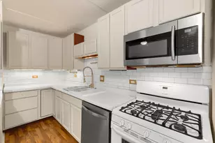 5325 Waterbury Ct, Crestwood, IL 60418 - Photo 7