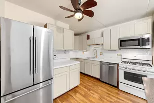 5325 Waterbury Ct, Crestwood, IL 60418 - Photo 9