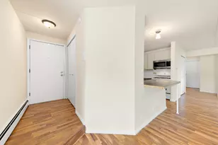 5325 Waterbury Ct, Crestwood, IL 60418 - Photo 3