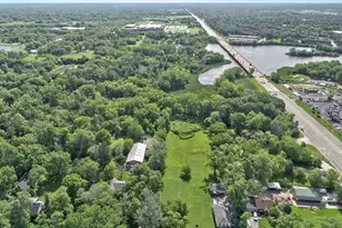 20073 N Hazelcrest Rd, Palatine, IL 60074 - Photo 9