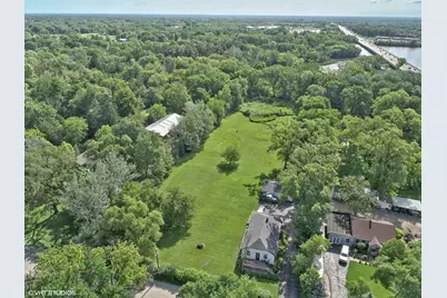 20073 N Hazelcrest Road, Palatine, IL 60074 - Photo 3