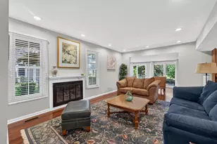 87 Whittington Course, Saint Charles, IL 60174 - Photo 5