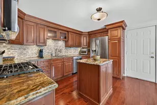 87 Whittington Course, Saint Charles, IL 60174 - Photo 13