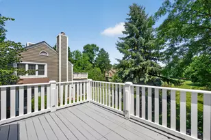 87 Whittington Course, Saint Charles, IL 60174 - Photo 25