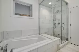 1516 W Ohio St, Chicago, IL 60642 - Photo 17