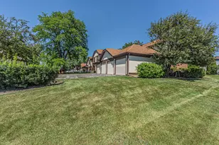 1538 Springview Ct, Wheeling, IL 60090 - Photo 27