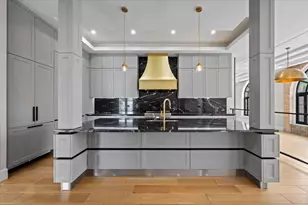 1425 W Fullerton Ave, Chicago, IL 60614 - Photo 13