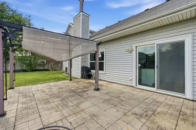 1885 Eastman Lane, Hanover Park, IL 60133 - Photo 23