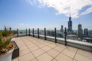 60 E Monroe St, Chicago, IL 60603 - Photo 25