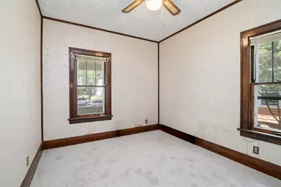 984 S Poplar Avenue, Kankakee, IL 60901 - Photo 17