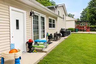 476 Raupp Blvd, Buffalo Grove, IL 60089 - Photo 21
