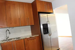 8872 Jody Ln, Des Plaines, IL 60016 - Photo 5