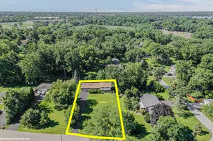23313 W Hillcrest Dr, Lake Zurich, IL 60047 - Photo 25