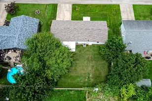 529 Marquis Ave, Centralia, IL 62801 - Photo 7