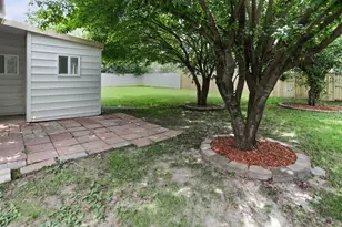 529 Marquis Ave, Centralia, IL 62801 - Photo 27