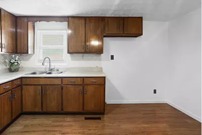 529 Marquis Avenue, Centralia, IL 62801 - Photo 13