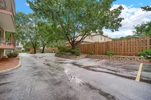 225 E Wing St, Arlington Heights, IL 60004 - Photo 27