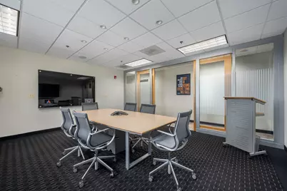 10700 W Higgins Road #300, Rosemont, IL 60018 - Photo 17