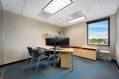 10700 W Higgins Road #300, Rosemont, IL 60018 - Photo 19