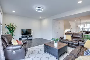 4477 Monroe Ct, Naperville, IL 60564 - Photo 3