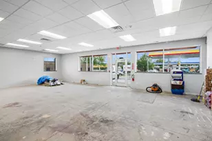 1605 S River Rd, Des Plaines, IL 60018 - Photo 17