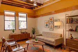 6334 S St Lawrence Ave, Chicago, IL 60637 - Photo 11
