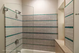 6334 S St Lawrence Ave, Chicago, IL 60637 - Photo 19