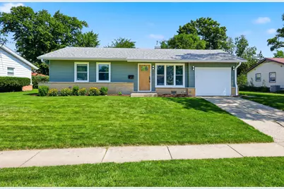 372 Clearmont Drive, Elk Grove Village, IL 60007 - Photo 1
